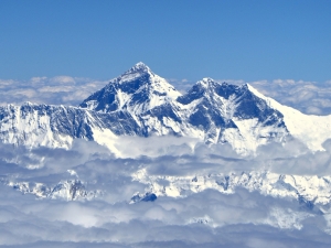 Nadie escalará el Everest en 2015